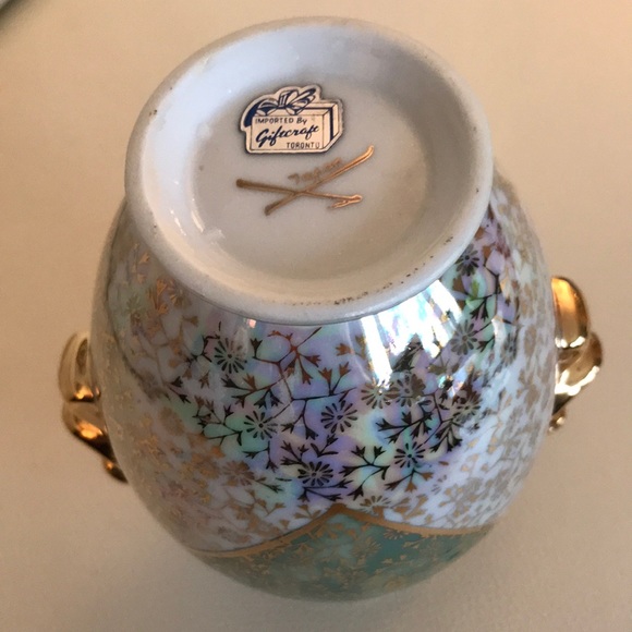 Vintage Porcelain Vase (Made in Japan) - Picture 7 of 7